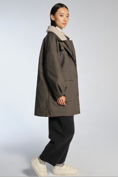 Maine Jacket Black Olive | Embassy of Bricks and Logs | 359.-€