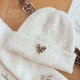 MON PETIT LEON - Bonnet beige cœur brodé léopard