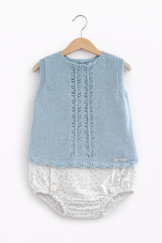 VISI Babyset in Hellblau mit Strickoberteil und floraler Bloomer Nr.OJS26/17