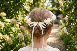 Couronne de fleurs écrue enfant pour première communion, demoiselle d'honneur cérémonie mariage - Création artisanale
