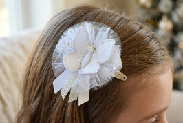 Barrette papillon blanc argenté paillette pour baptême