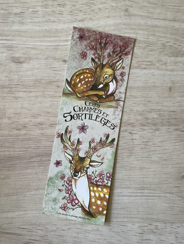 marque page cerf et fleurs "cerfs, charmes et sortilèges"