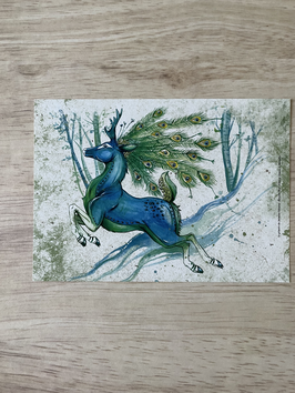 carte postale "le grimoire des animaux fabuleux" cerf-paon