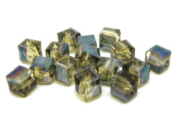 10 perles cubes en cristal GOLDEN GREEN AB 4 mm  - RC05
