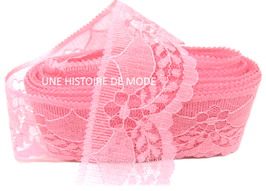 1 mètre de dentelle rose corail de 40 mm de largeur - D89