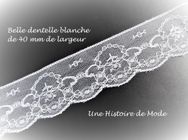 1 mètre de dentelle blanche - 40 mm - D139