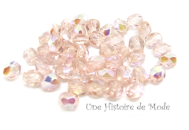 50 perles de Bohème à facettes LIGHT PEACH AB  - 4 mm - RWF10