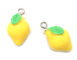 2 Breloques citron en résine 3D jaune - 19 x 12 mm