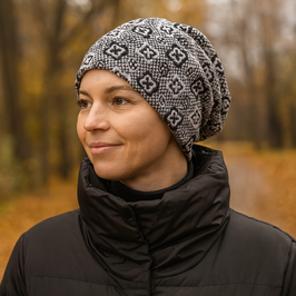 Beanie Mütze Jacquard Jersey schwarz crem Marei