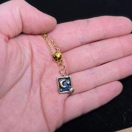 kleiner Mond, 18k Gold, Kette