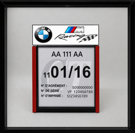 Réf. : 0012   ///   Un Porte certificat Contrôle  Technique auto avec dessin BMW M Racing  (fond noir)