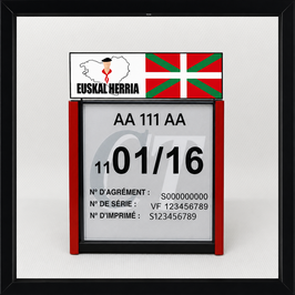 Réf. : 0011   ///   Un Porte certificat Contrôle  Technique auto avec dessin Pays Basque Drapeau  (fond noir)