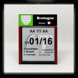 Réf. : 0017 ///   Un Porte certificat Contrôle  Technique auto avec dessin Blason Drapeau Bretagne  (fond noir)