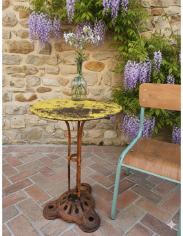 Ein Traum! Antiker Bistrotisch Gartentisch aus Frankreich Metalltisch Nr 2505-03 gelb