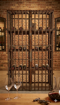 alter sehr großer Weinschrank 1905