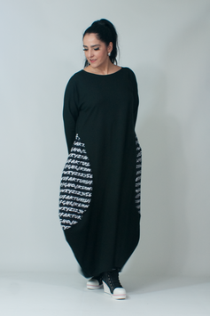 Jerseykleid für große Größen/ schwarzes Ballonkleid mit Kontrasteinsätzen