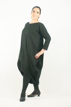 Schwarzes oversized Kleid/ Ballonkleid mit Cordeinsätzen und asymmetrischen Saum