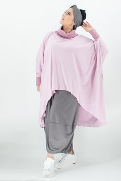 Oversized Rollkragenpullover aus rosa Woll-/Baumwollstrickstoff mit schmalen Armbündchen/Unikat!