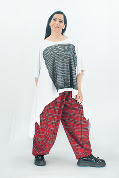 Lässige Karottenhose für Damen aus Schottenkaro-Stoff