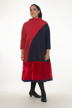 UNIKAT! Rot- Lila Kleid mit Stehkragen und Samteinsätzen/ Eggshape Kleid in rot und lila mit Turtle Neck Kragen