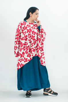 Unikat - oversized TShirt mit Blumendruck