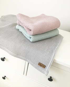 leichte Babydecke | Schlafdecke | Sommerdecke 100:140 cm aus Waffelpique | 100% Baumwolle