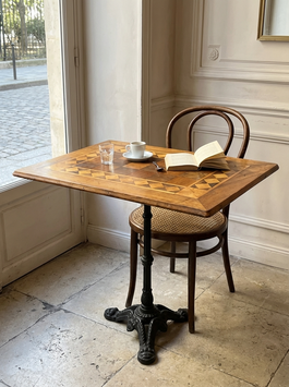 Bistrotisch - einzigartig