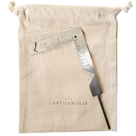 Bag with 5-in-1 cartonnage tool
