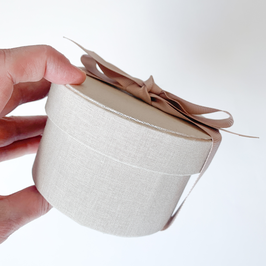 ROUND BOX