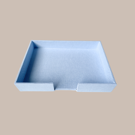 Notched walled tray