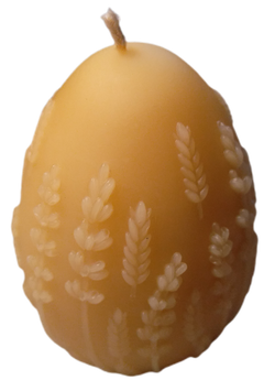 Osterei mit Lavendel