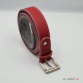 Ceinture en cuir rouge - fabrication artisanale (Pays de Loire)