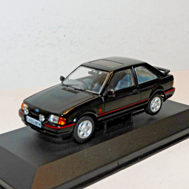 Ford Escort IV XR3i 1986-1990 RHD schwarz / rot