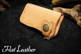 Middle Wallet