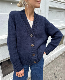 Strick Kit Eva Cardigan von PetiteKnit