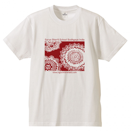 シワ二・クマーリちゃんデザイン「花」シルクスクリーン　Ｔシャツ　ホワイト