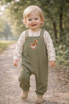 Set Latzhose & Oversized Sweater Wild Enten olive/hellbeige 92/98
