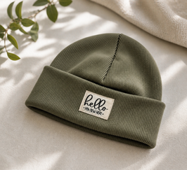 Hipster Beanie "hello i'm new here" dusty olive KU 38-43cm Newborn - 6 Monate