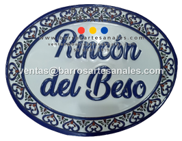 Placa Domiciliaria Realzada Plaza Corazones Ovalada