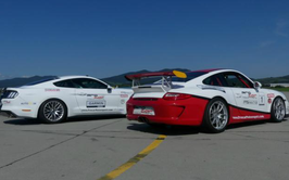 Porsche 911 GT3 oder Ford Mustang GT selber fahren, Flughafen Trencin