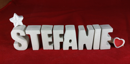 Beton, Steinguss Buchstaben 3D Deko Namen STEFANIE als Geschenk verpackt mit Stern und Herzklammer!