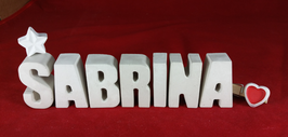 Beton, Steinguss Buchstaben 3D Deko Namen SABRINA als Geschenk verpackt mit Stern und Herzklammer!