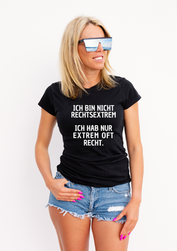 Damenshirt schwarz „Rechtsextrem“ - mit Österreich ist Frei Logo am Ärmel
