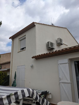 Peinture extérieure à Portiragnes par Peinture Audiffren – peinture de façade, clôtures, portails, volets, fenêtres et ferronneries extérieures.