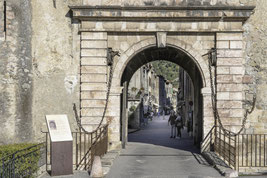 Bild: Stadttor in Villefranche-de-Conflent 