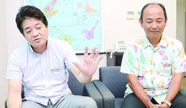 会見を開いた山城支店長(左)と伊志嶺課長=26日、同支店