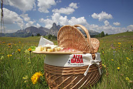 Picknick am Berg in Alta Badia - Picnic in vetta in Alta Badia - Gourmet Südtirol