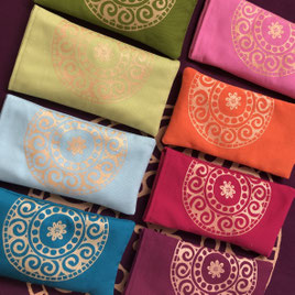 Augenkissen Amaranth Lavendel Yoga Golddruck