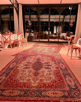 location vaisselle ancienne dépareillée chaises anciennes mobilier vintage mariage Normandie Bretagne wedding designer 