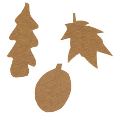 Feuilles en papier kraft. On les envoie vers un camarade en soufflant doucement ou fort.